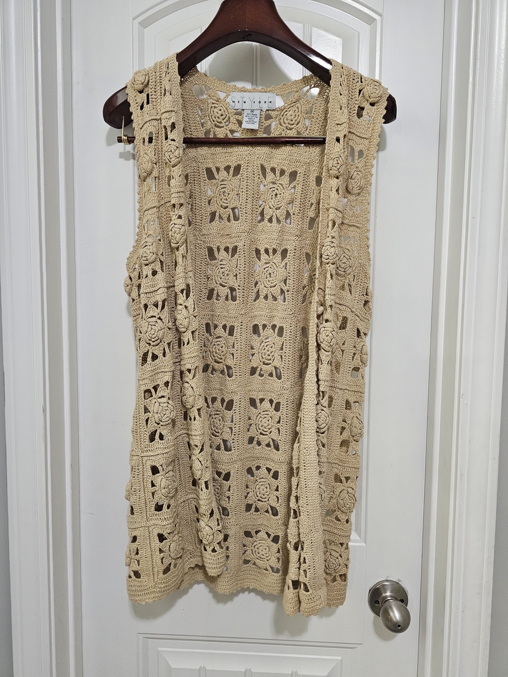 Style New York - Vtg Style Granny Square Beige Crochet Sleeveless Tunic Vest